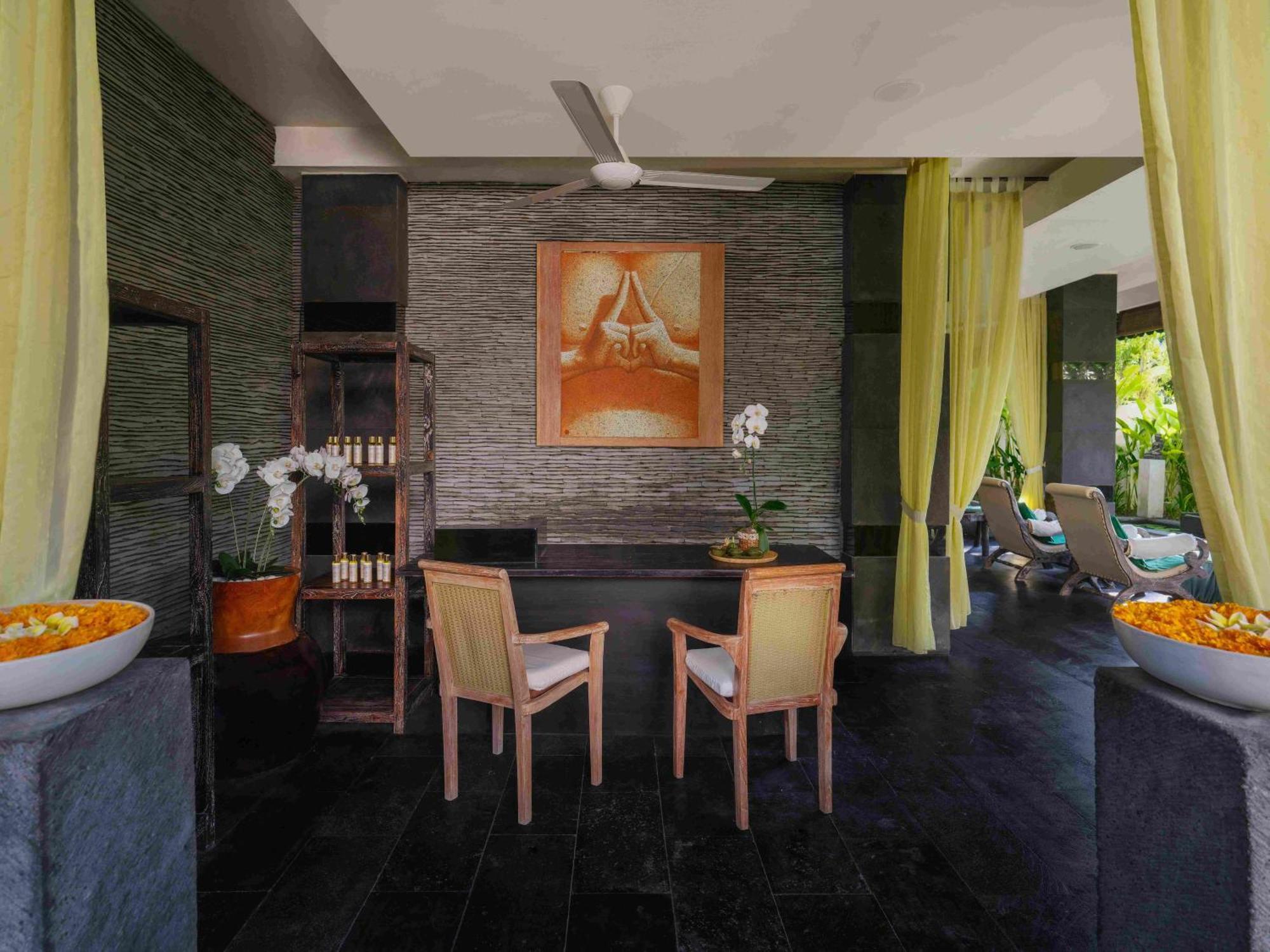 บลู-ซี รีสอร์ต บาย ดับเบิล-ซิกซ์ Hotel เซมินยัค ภายนอก รูปภาพ