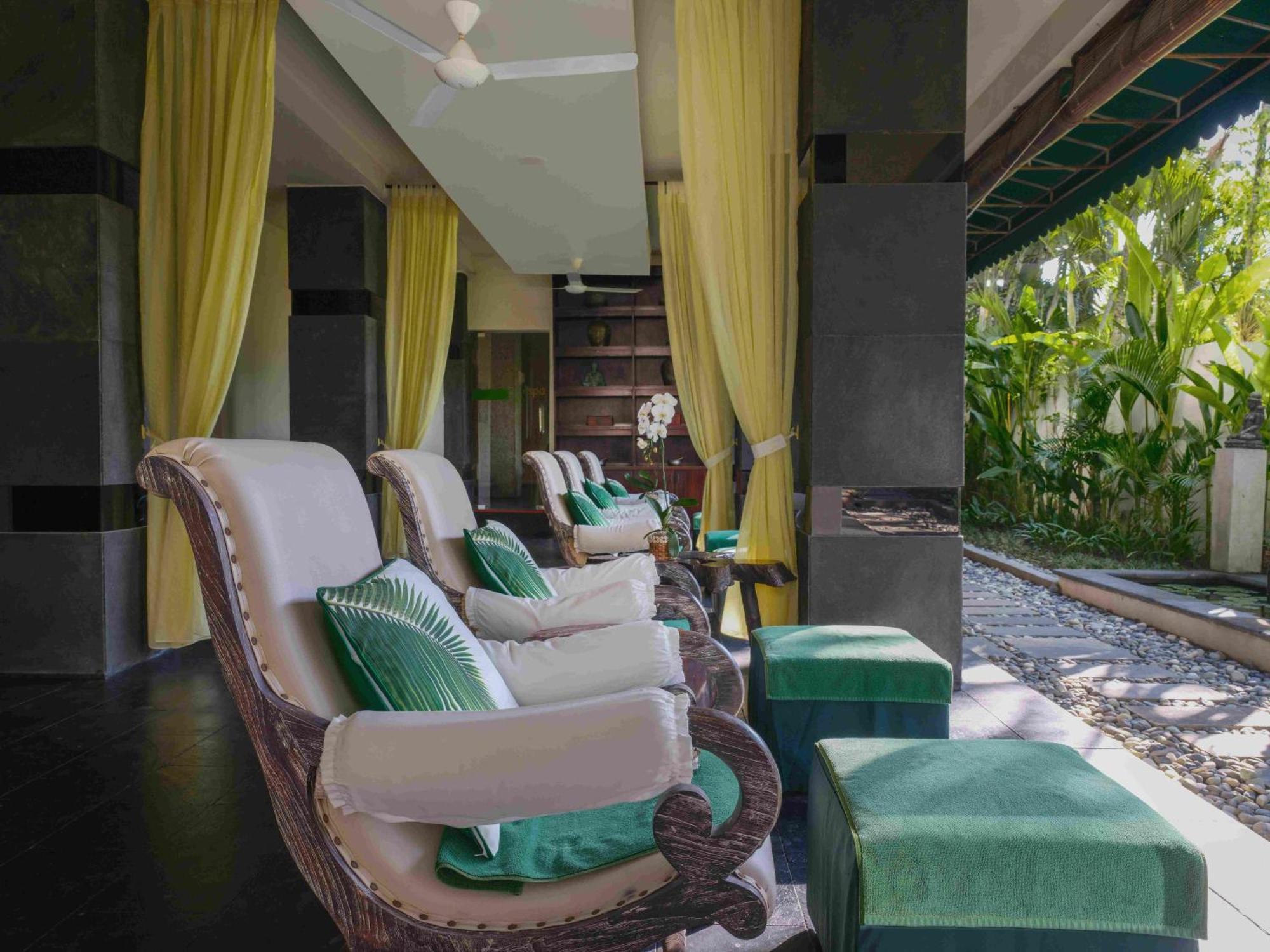บลู-ซี รีสอร์ต บาย ดับเบิล-ซิกซ์ Hotel เซมินยัค ภายนอก รูปภาพ