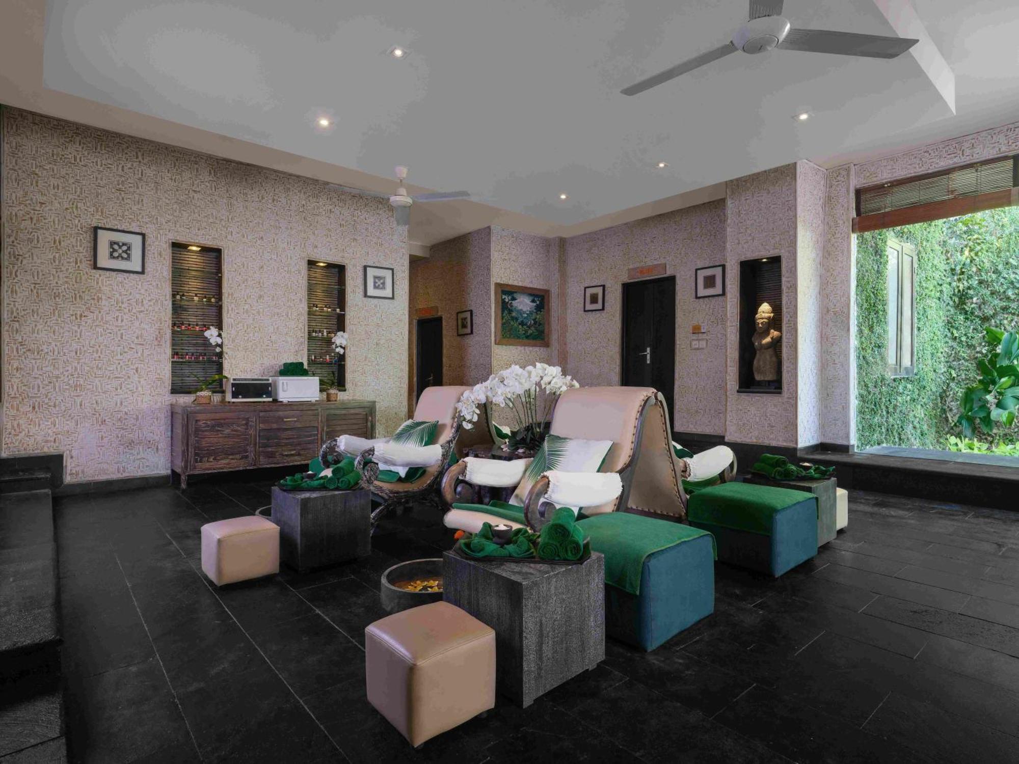 บลู-ซี รีสอร์ต บาย ดับเบิล-ซิกซ์ Hotel เซมินยัค ภายนอก รูปภาพ