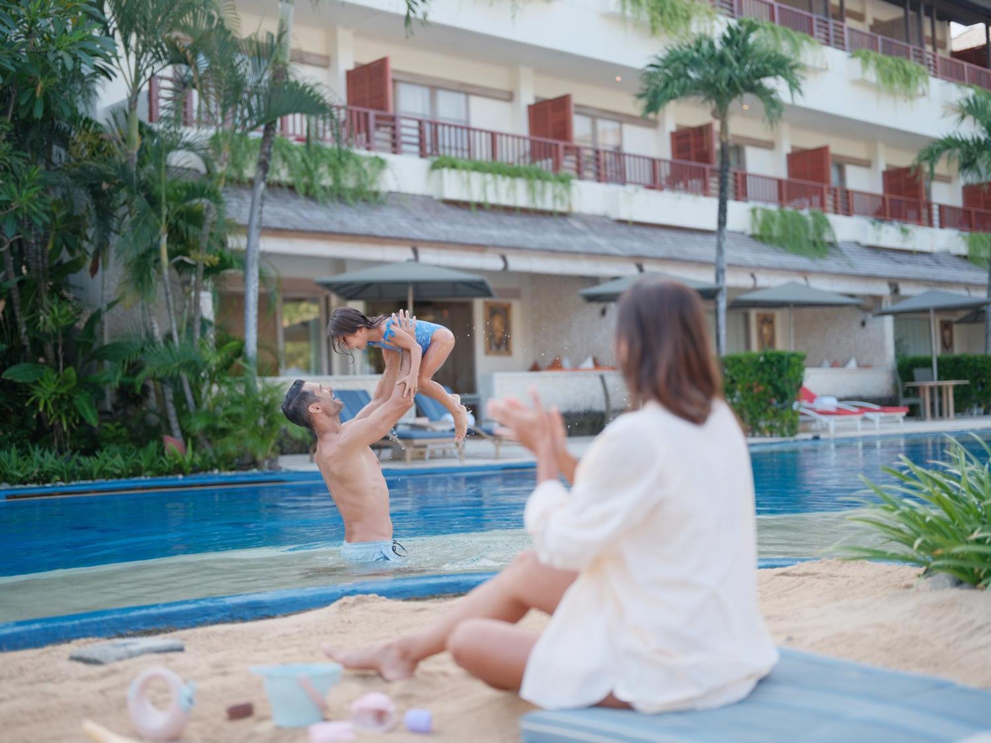 บลู-ซี รีสอร์ต บาย ดับเบิล-ซิกซ์ Hotel เซมินยัค ภายนอก รูปภาพ